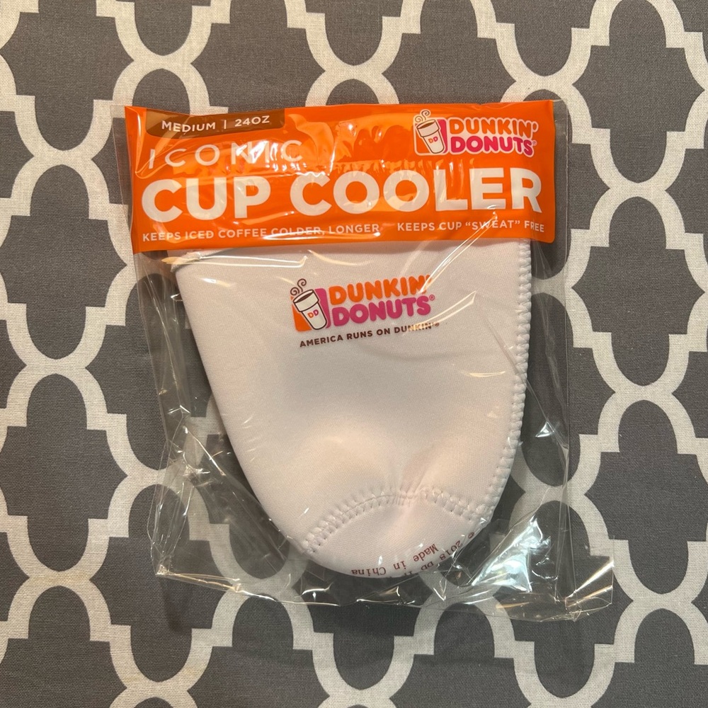 Dunkin Donuts NEW retro Cup Cooler/Koozie sleeve MEDIUM